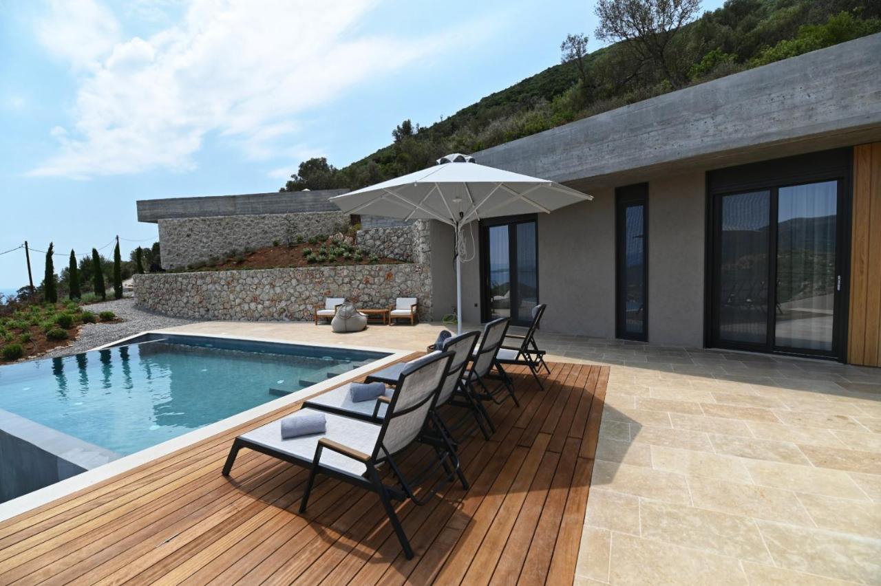 Blooms Of Sivota Bay - Luxury Villas With Private Heated Pool Esterno foto