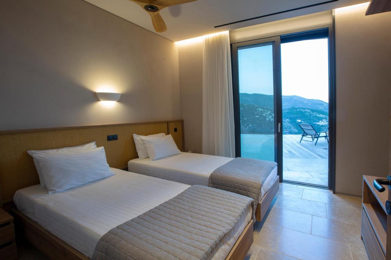 Blooms Of Sivota Bay - Luxury Villas With Private Heated Pool Esterno foto