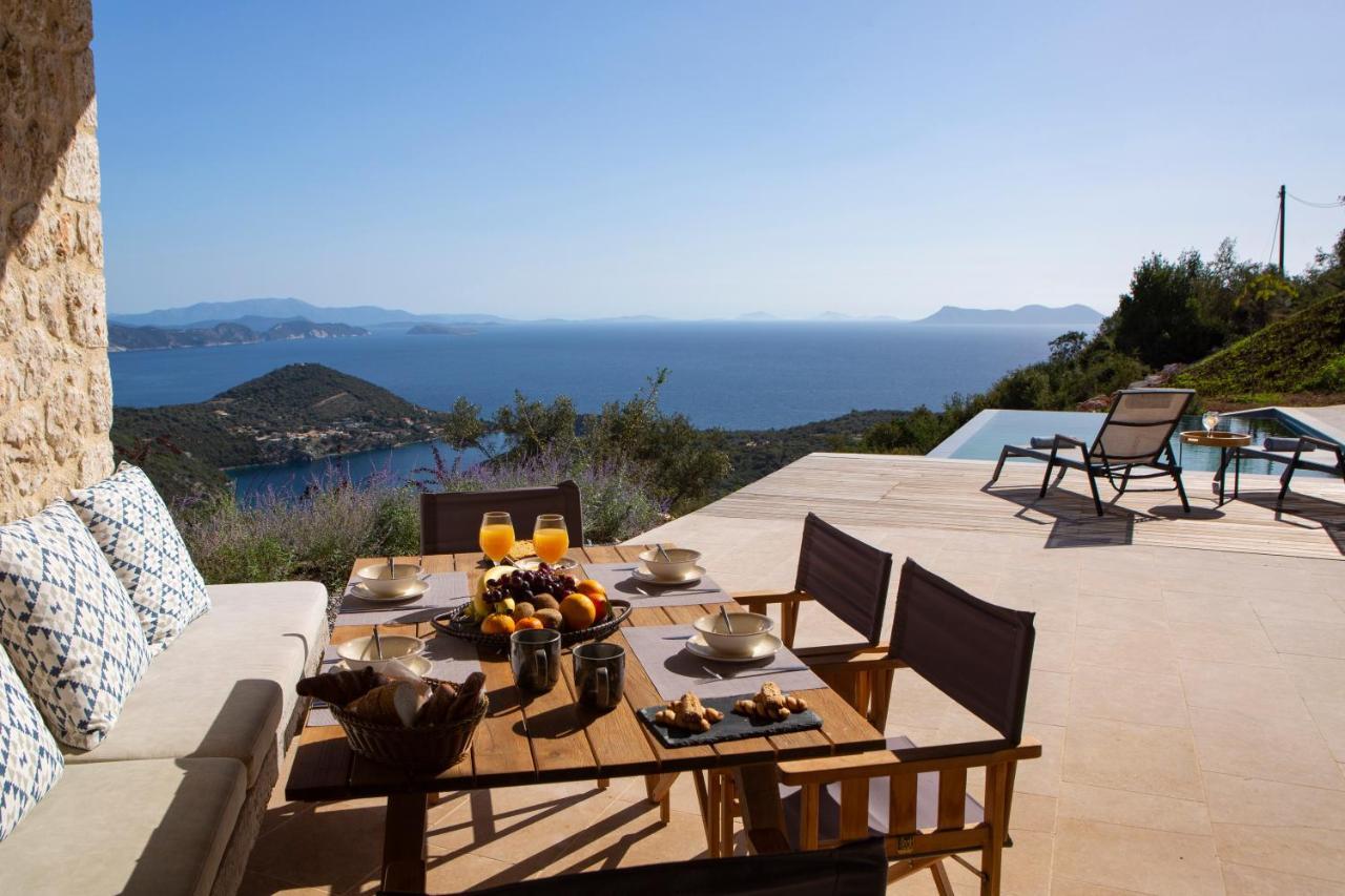 Blooms Of Sivota Bay - Luxury Villas With Private Heated Pool Esterno foto