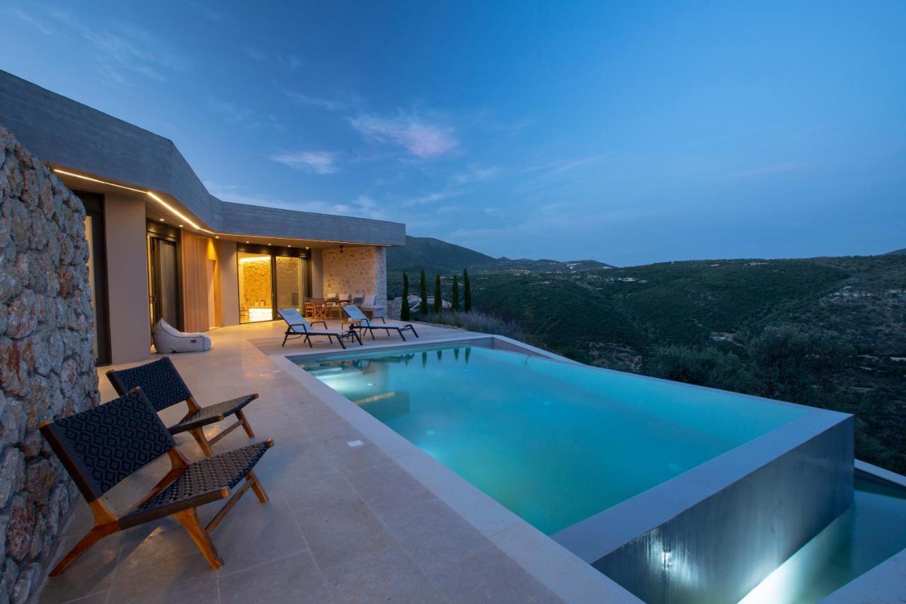 Blooms Of Sivota Bay - Luxury Villas With Private Heated Pool Esterno foto