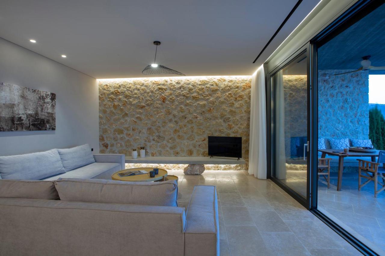 Blooms Of Sivota Bay - Luxury Villas With Private Heated Pool Esterno foto