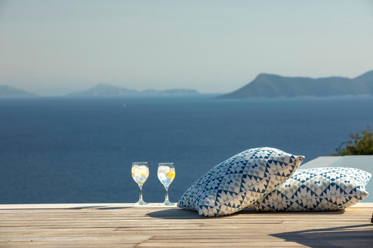 Blooms Of Sivota Bay - Luxury Villas With Private Heated Pool Esterno foto